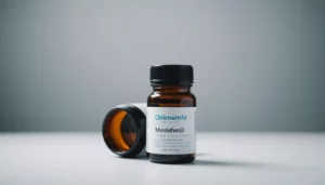 Modafinil vs Locked Up Cognitive Enhancement, bright studio lighting, minimalist, clean background, soft light, premium, macro detail, wellness and beauty concept